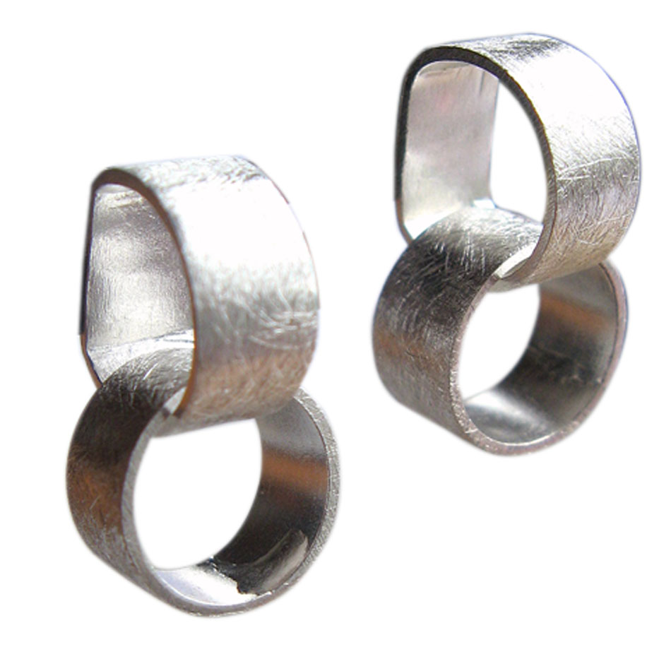 E 143 Ohrstecker beweglich