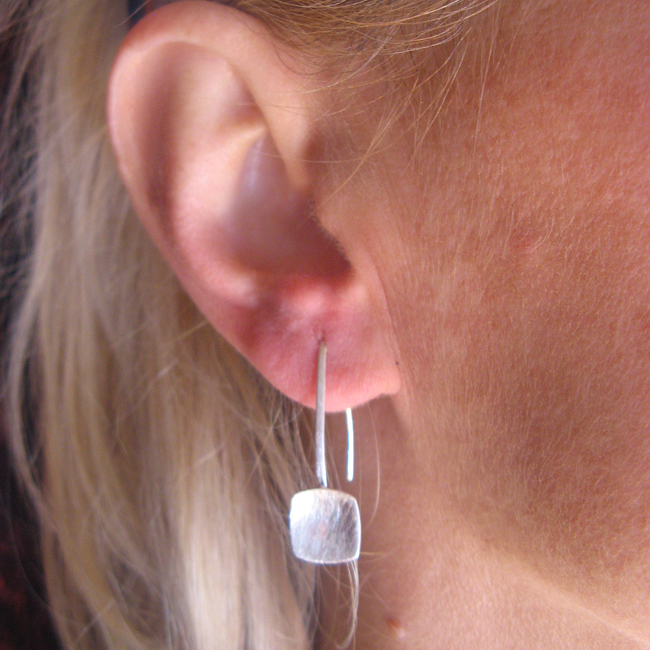 E 738  icemattierte Plättchen  am..und mit Stil