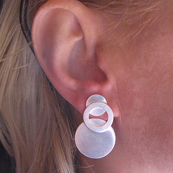 E 877 Ohrstecker, Silber