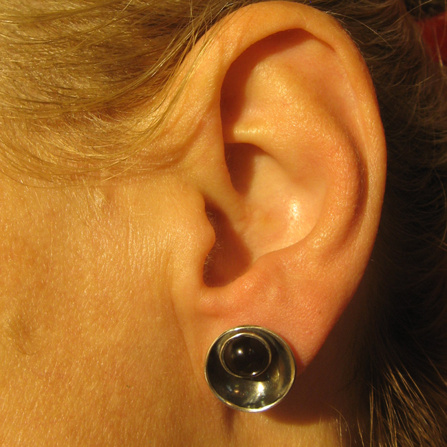 Ohrstecker, Silber, geschwärzt, Onyx