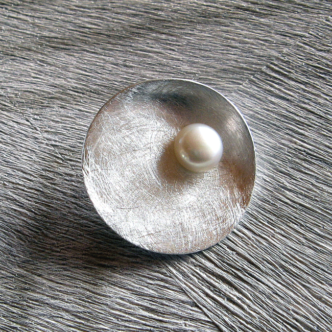 Anhänger aus 925er Silber mit Perle. 