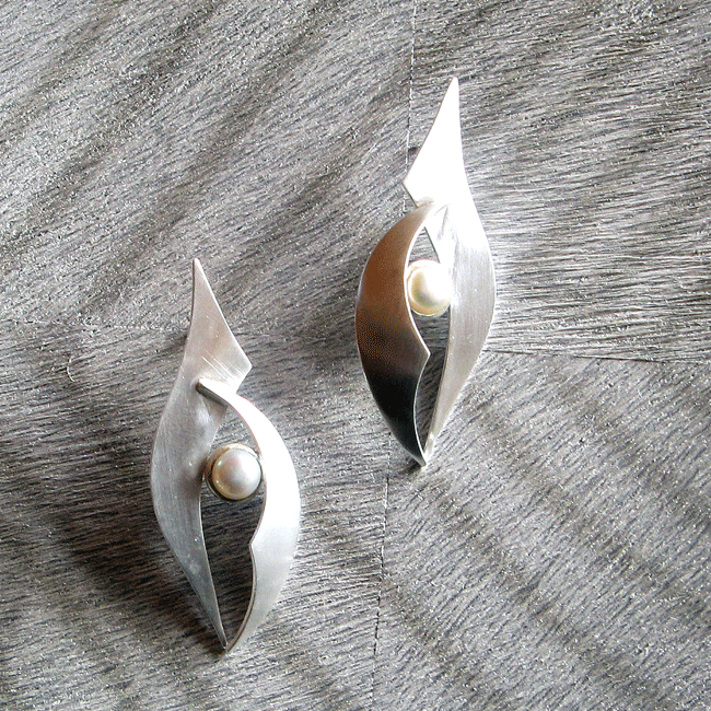 Ohrstecker, Silber mit Perle