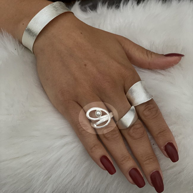 Silberring mit Perle