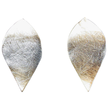 Ohrstecker,  icematt,  in der Form eines Blütenblattes.      925er Silber