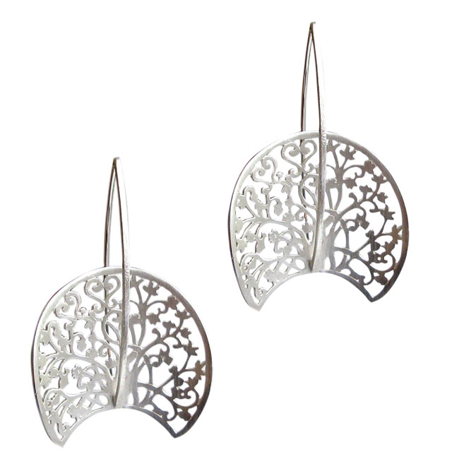 Floraler Ohrhänger in Silber