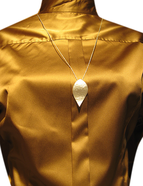 Silberanhänger Blütenblatt