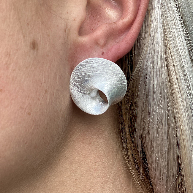 Silberohrstecker, icematt