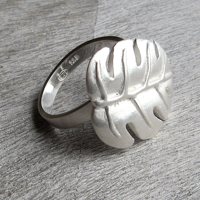 R 665  Ring, Silber