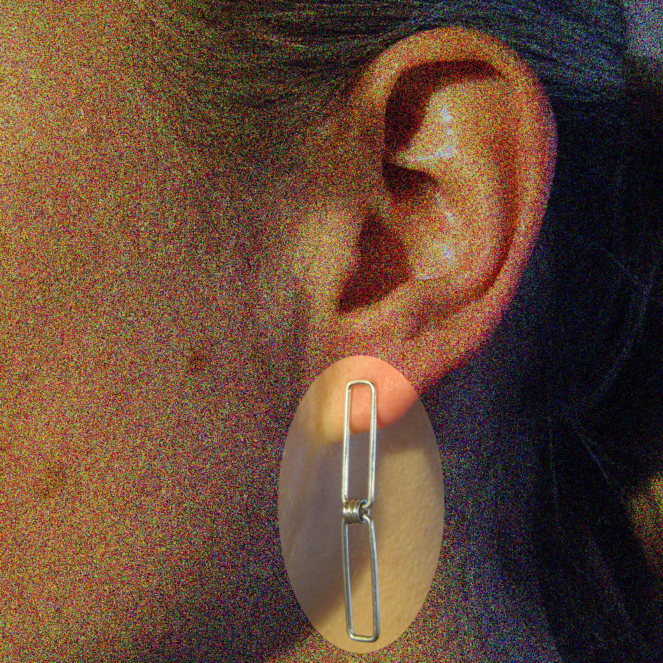 E 147  beweglicher Ohrschmuck