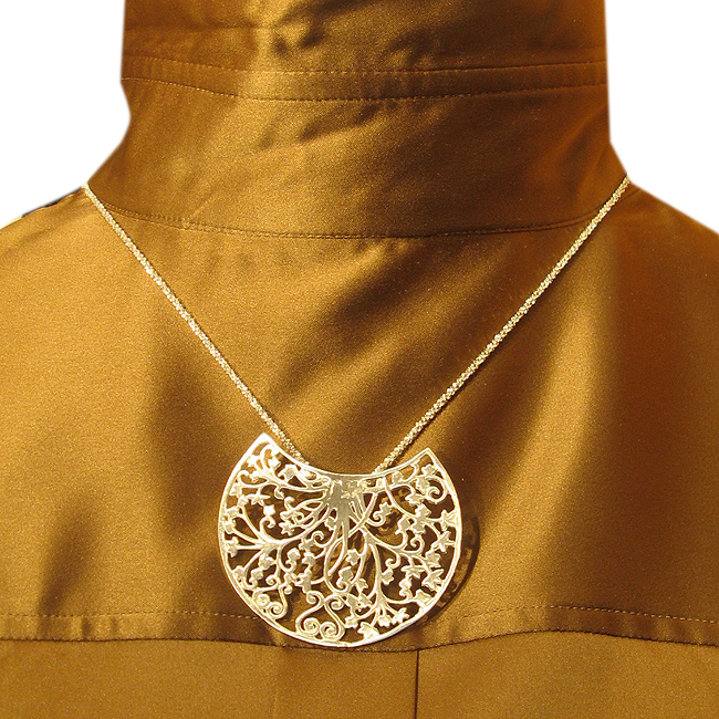 floraler Silberanhänger