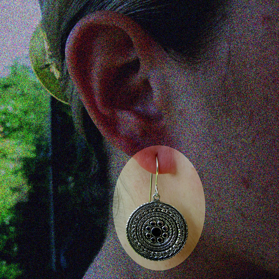 E 186  Ohrhänger, Silber,  geschwärzt. 