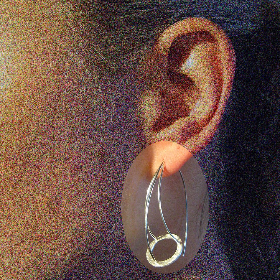 E 145 Designohrhänger